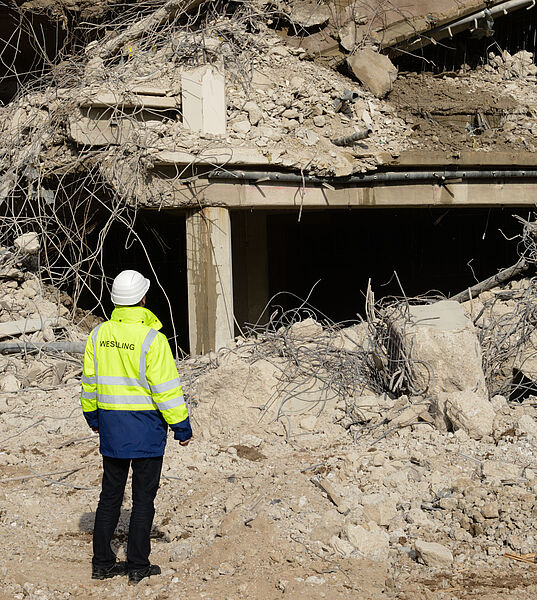 WESSLING employee on a construction site