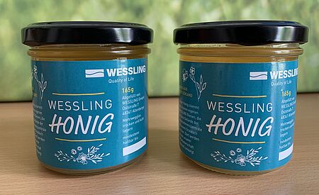 WESSLING honey jars